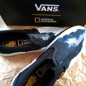 National Geographic Vans